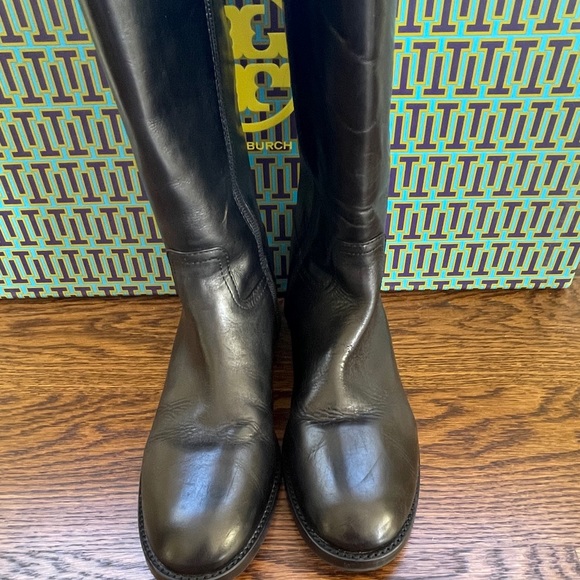 Tory Burch Kiernan Leather Boots - Picture 7 of 7